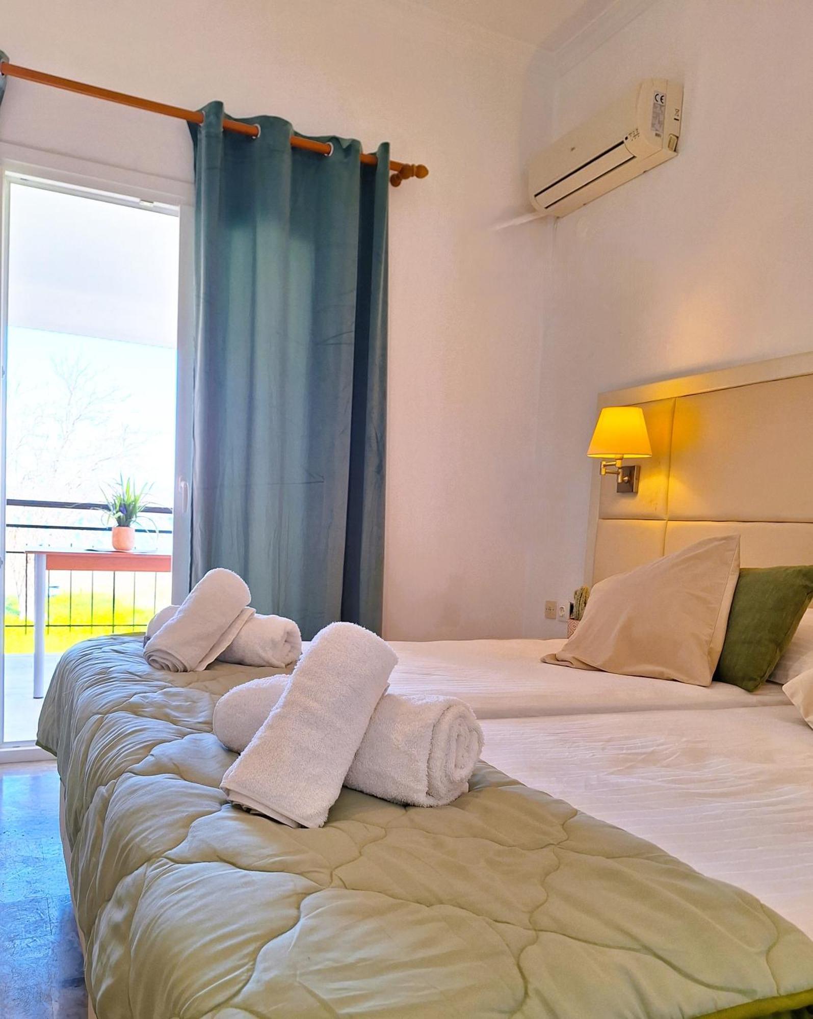 Cavos Sunrise Beach Apartments Kávos Exterior foto